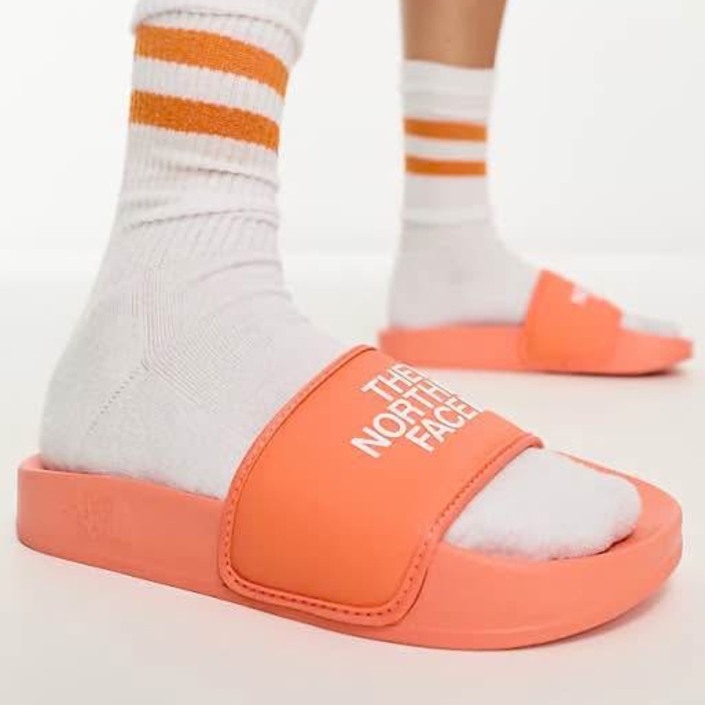 BRAND NEW women the north face base camp coral orange slides slippers size 9 10